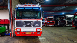 20251019-Tom-Holding-00457